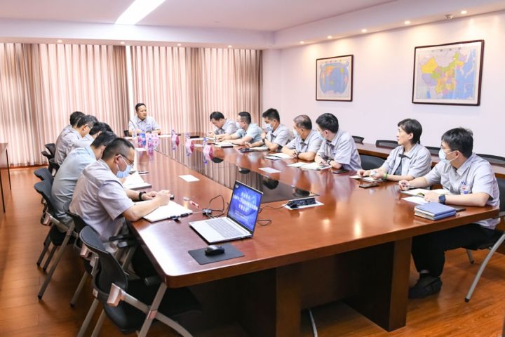 山东裕龙石化产业园召开专题会议传达学习全市半年工作总结分析会精神
